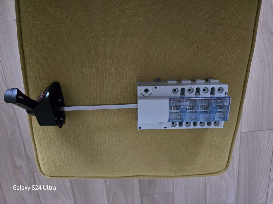 Rozłącznik izolacyjny