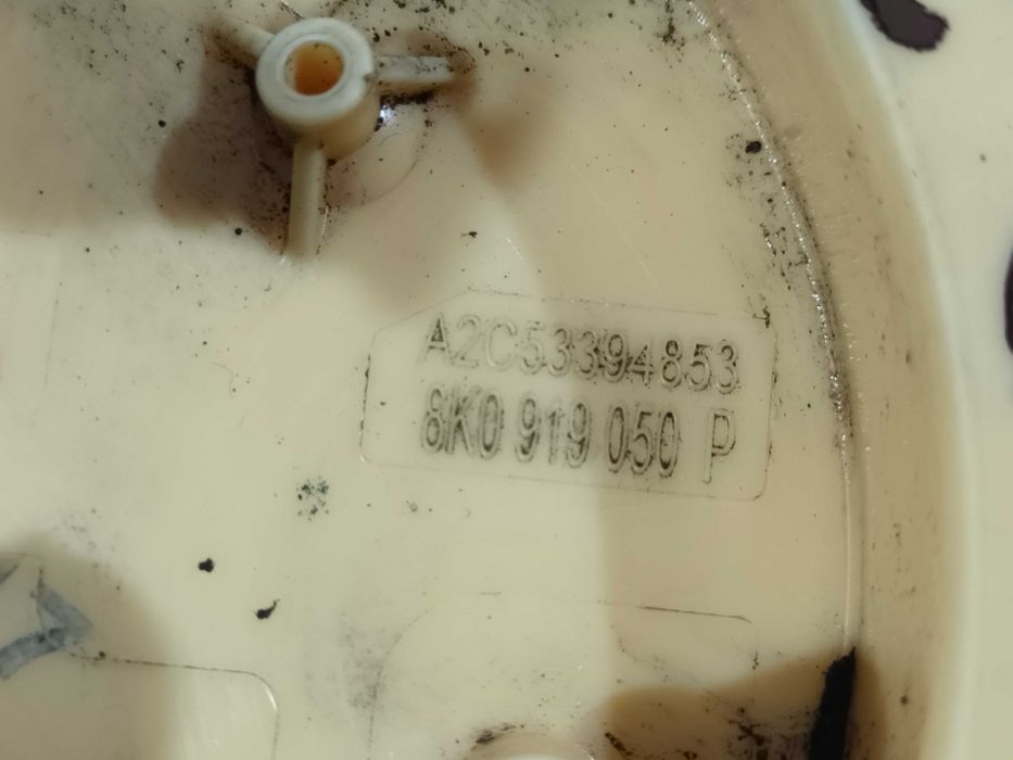 Pompka pompa paliwa AUDI A4 B8 A5 2.0 TDI