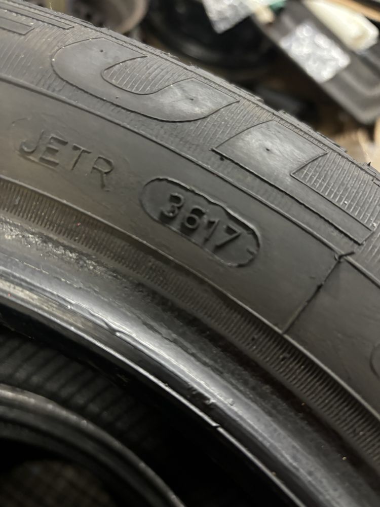 Para opon zimowych 185/60 R15 Fulda