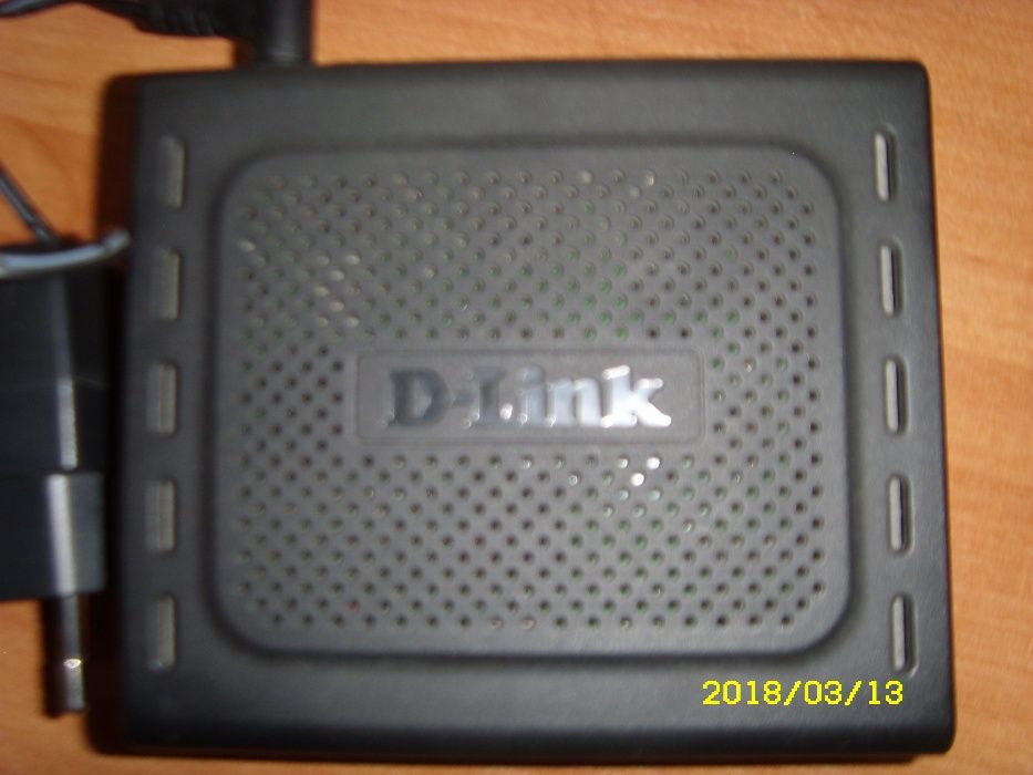 Модем-маршрутизатор D-Link DSL-2500U