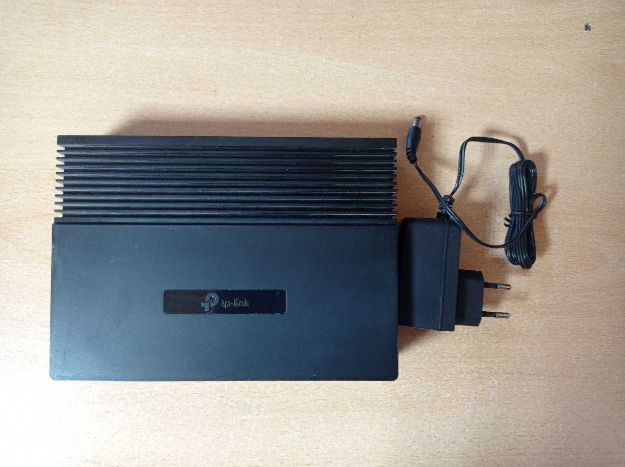 Коммутатор Switch TP-Link TL-SF1016D