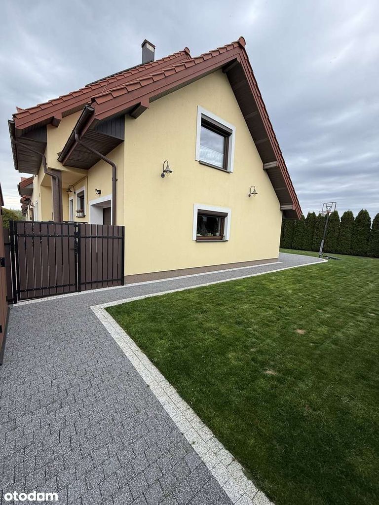 Zamienie gm. Lesznowola | Dom 161 m² | Fotowoltaika | Bezpośrednio