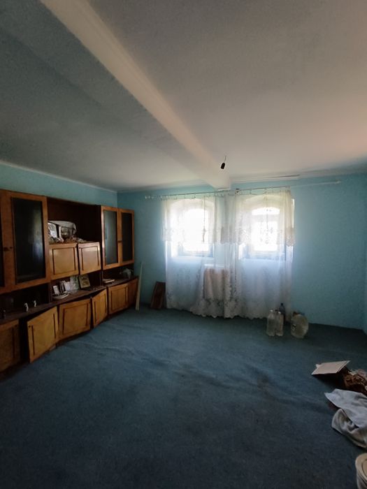 Продаж будинка в передмісті