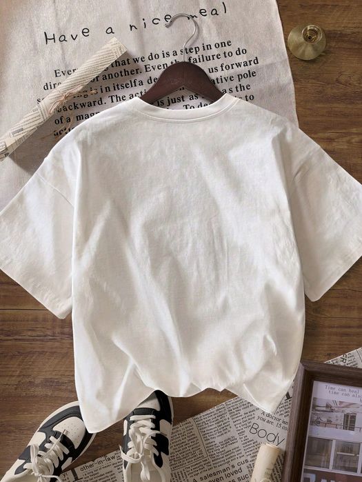 T-Shirt Luźny Z Nadrukiem Croissant Biały Casual Shein L 40