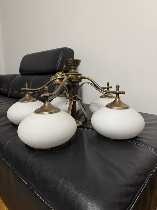 Lampa sufitowa używana