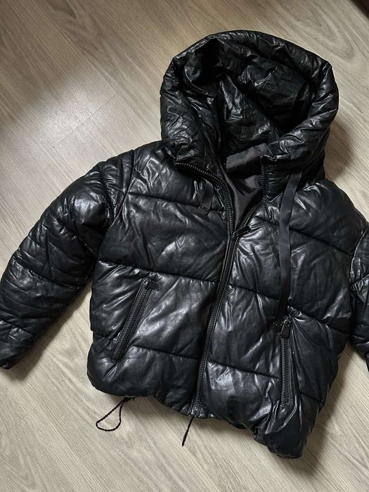 Кожаная куртка пуфек Mango