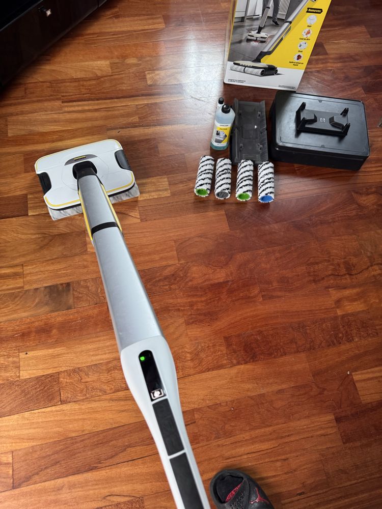 Mop elektryczny bezprzewodowy Kercher FC7 Premium