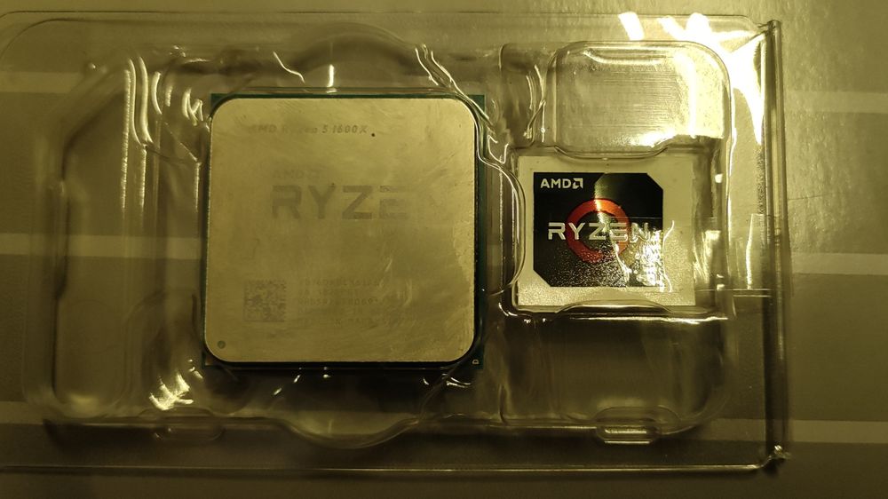 R5 1600x 3,6GHz (4,0GHz w turbo) 6rdzeni 12 wątków