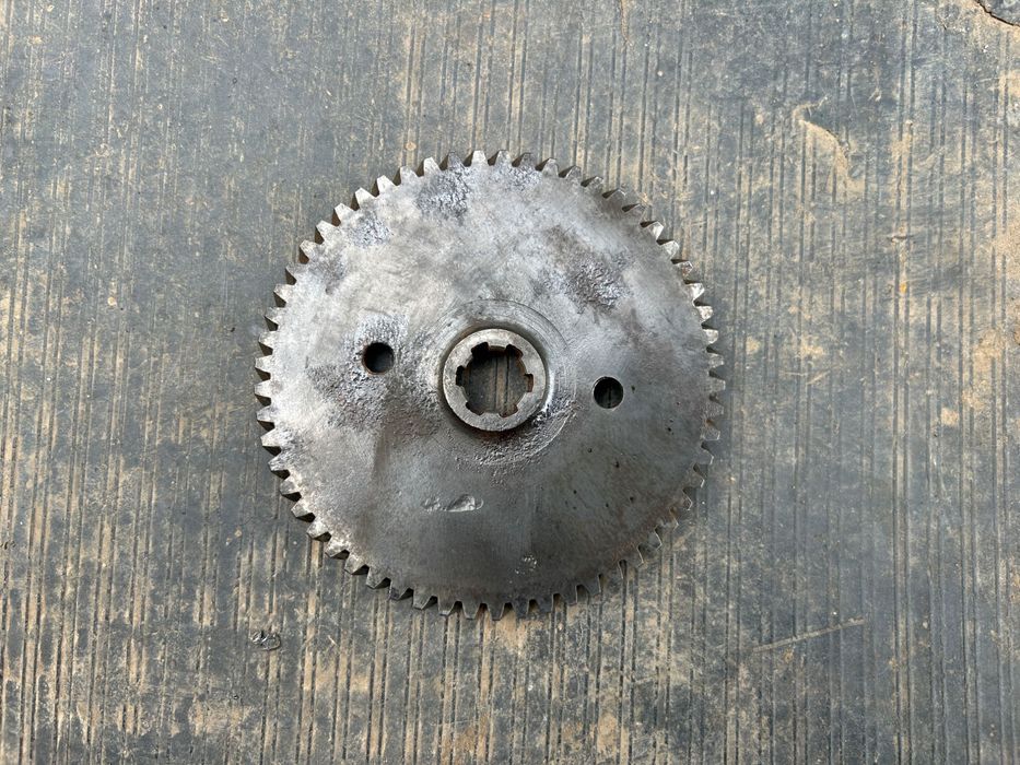 Шестерня, маховик мопеда Карпати V50