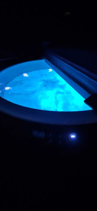 Balia ogrodowa gorąca beczka jacuzzi hydromasaż wkład akrylowy