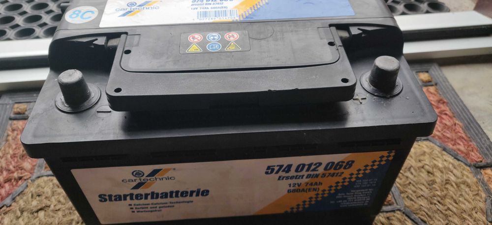 Akumulator Cartechnic 74Ah 680A