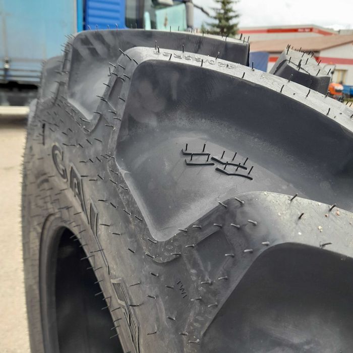 Opona 420/85R28 ( 16.9r28 ) 139D Earth-Pro 853 TL Galaxy