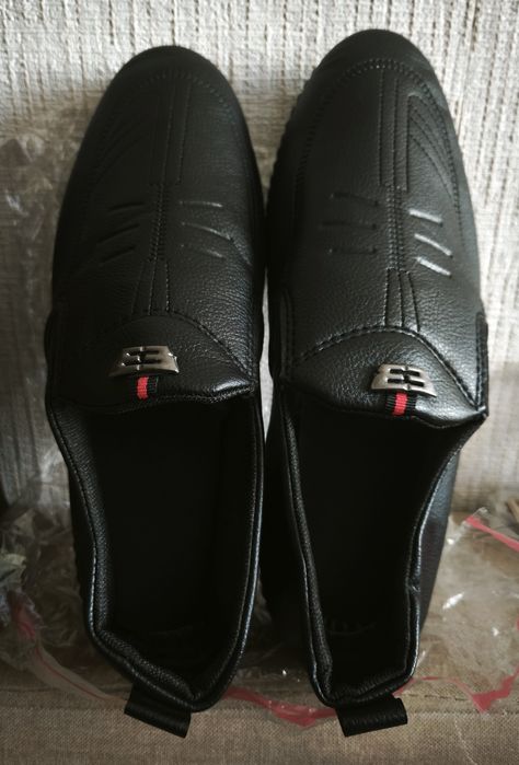 Лоферы мужские  42 р.