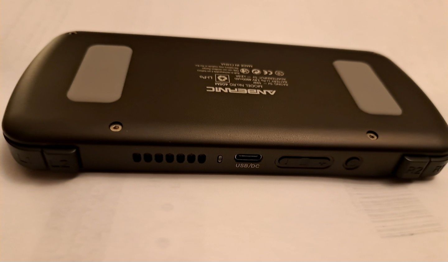 Anbernic RG405M com GammaOS instalado

128GB interno

Sem c