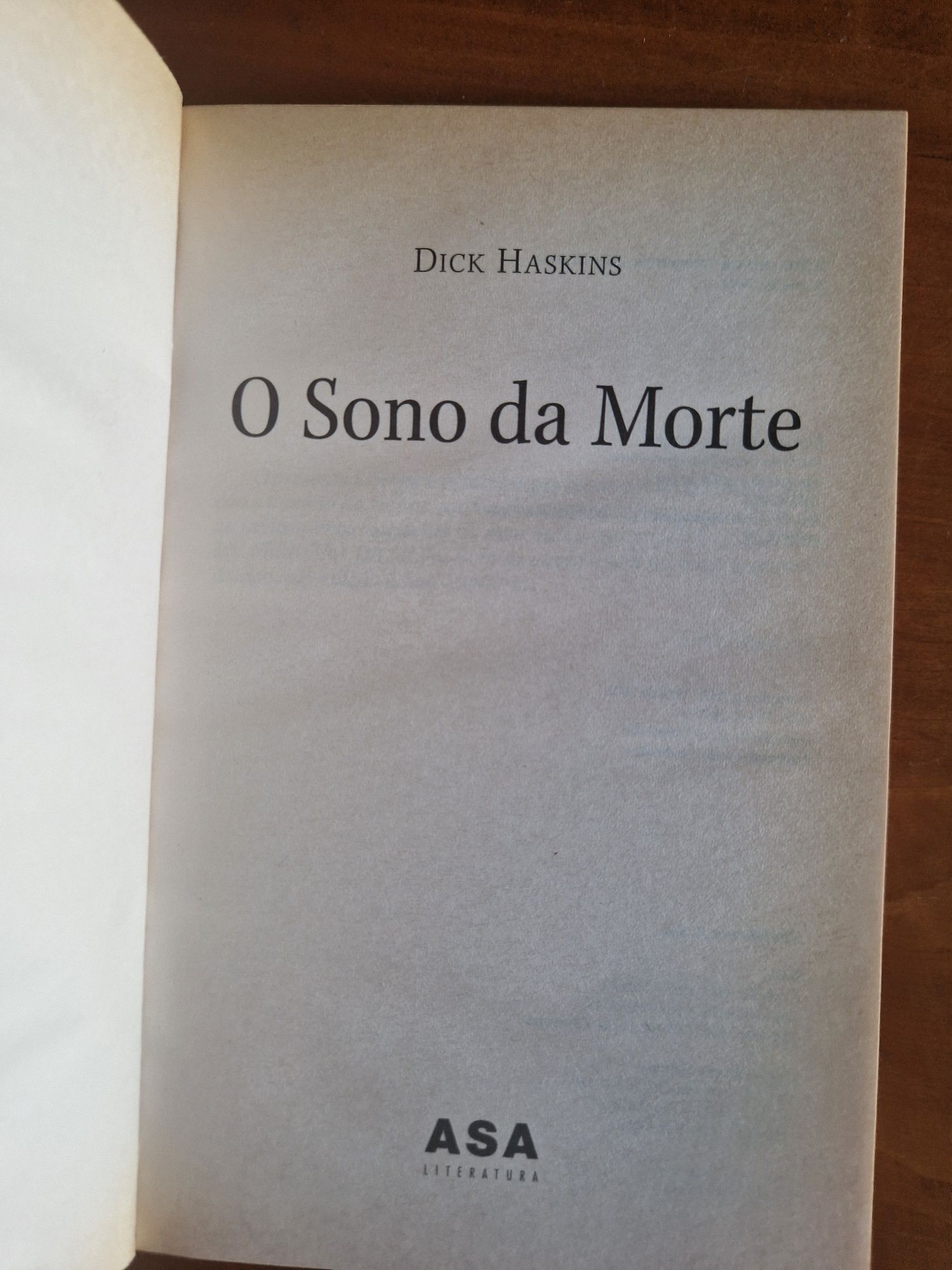 "O sono da morte", policial de Dick Haskins
