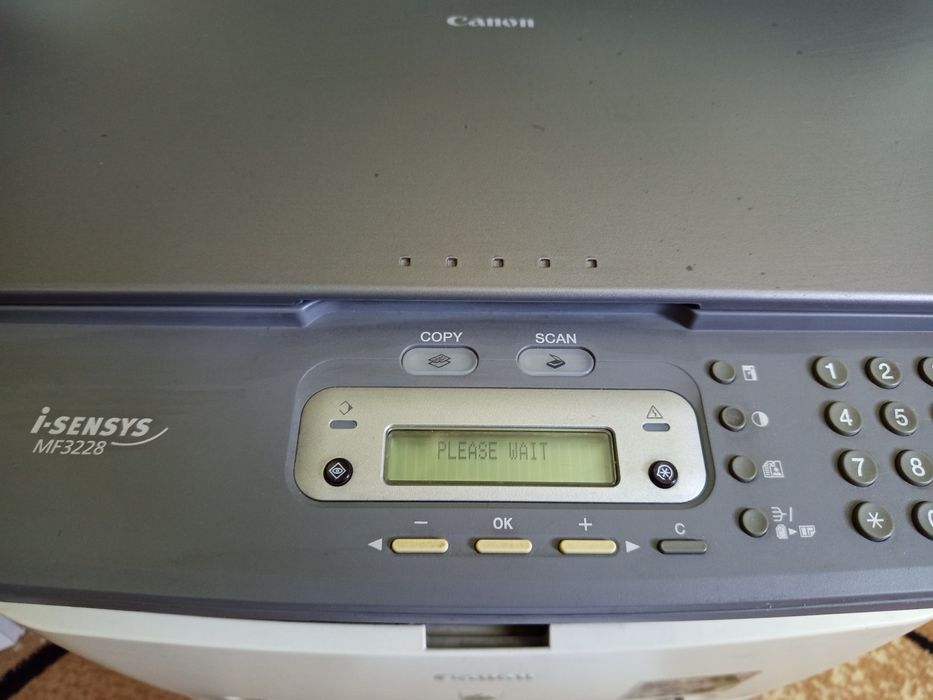 МФУ (принтер,сканер,ксерокс) Canon MF3228 под ремонт