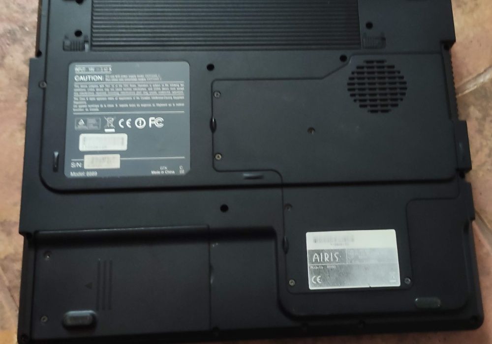 Peças Portátil Airis N990