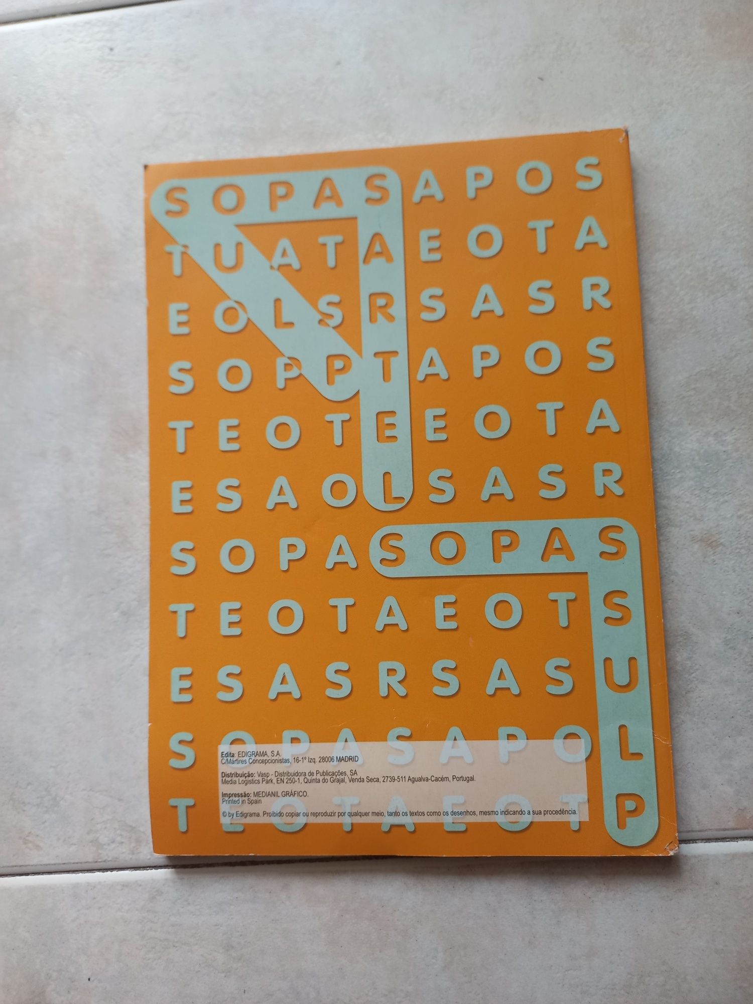 3 revistas de sopa de letras Novas