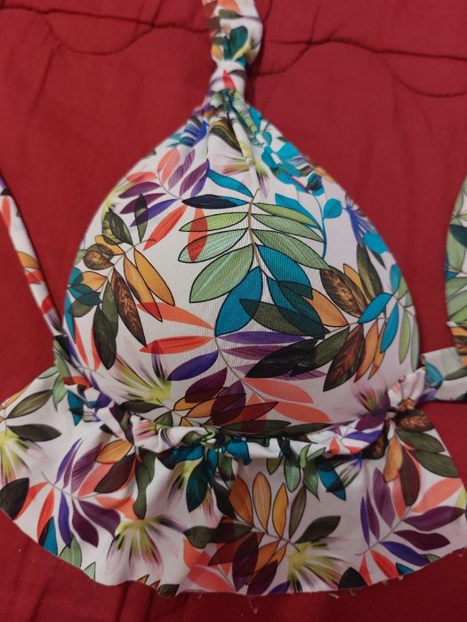 Bikiní/almofadado novo 36