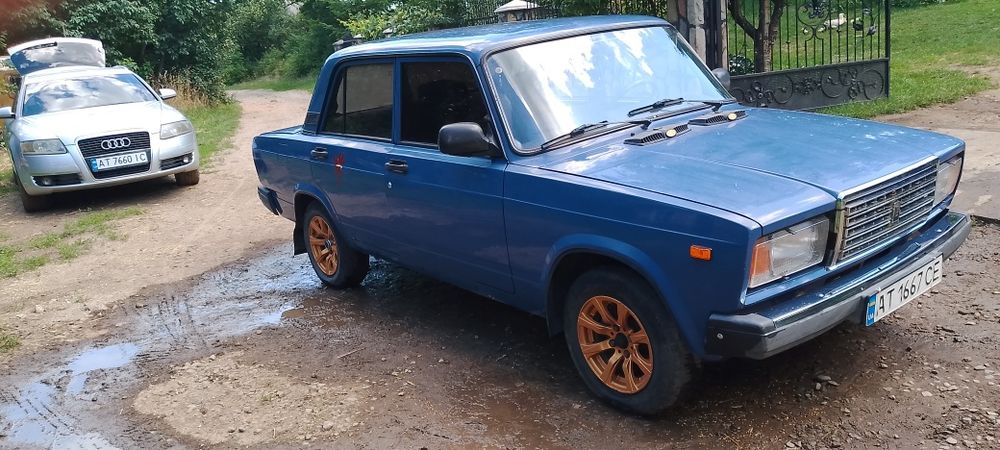 Продається ваз-2107