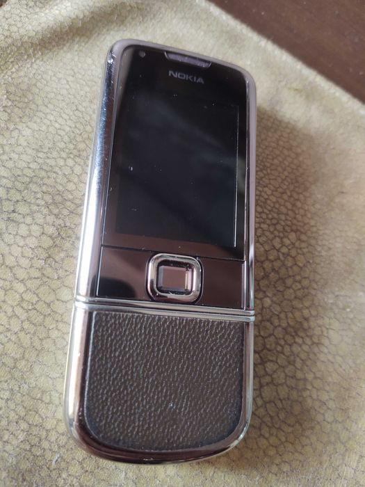 Nokia 8800 Arte sapphire.