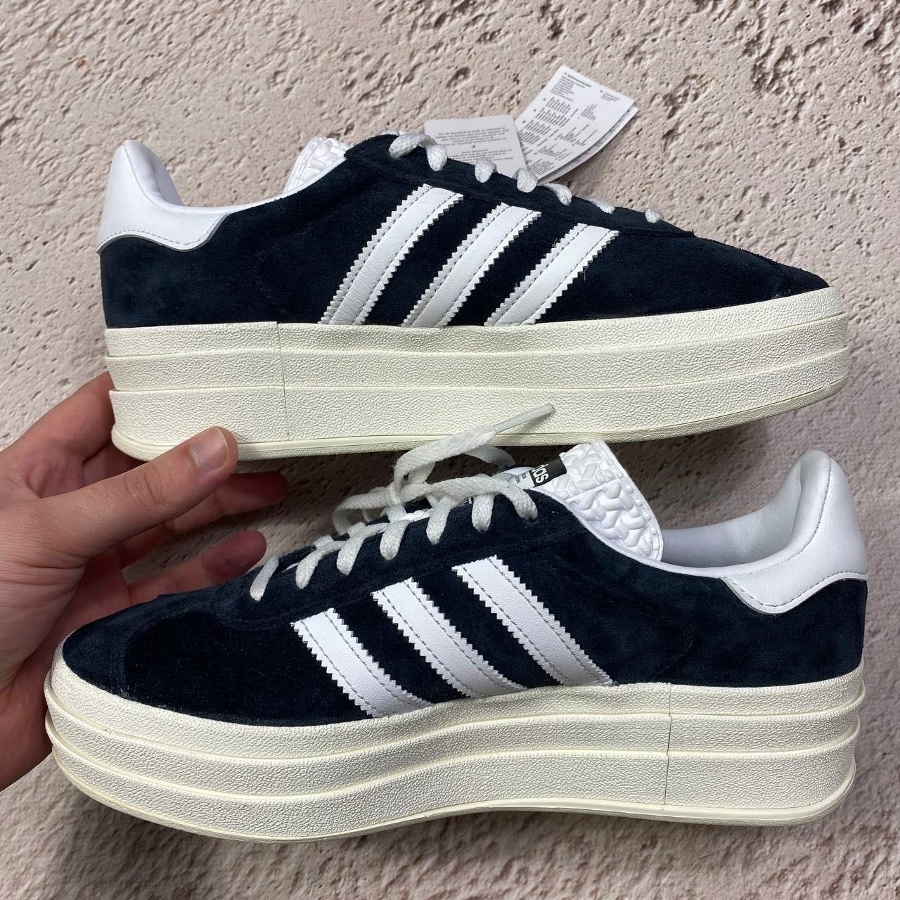 hq6912 Оригінал! нові оригінал жіночі кеди adidas gazelle bold xlg
