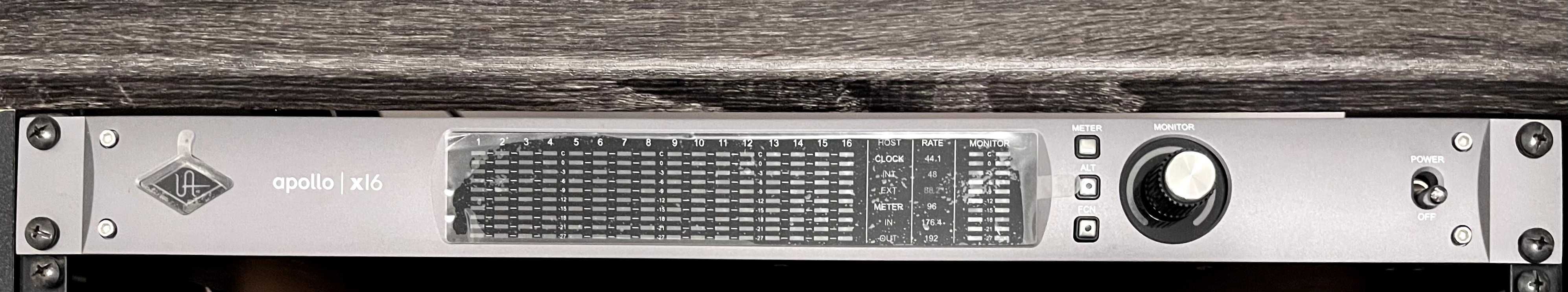 Interface de áudio de alta gama Universal Audio Apollo x16