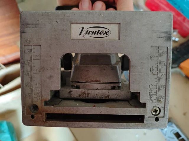 Fresadora de lamelas virutex