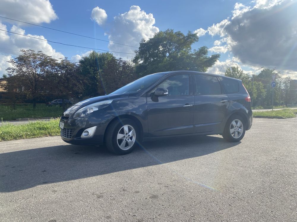 Renault Grand Scenic