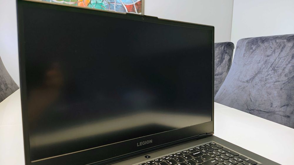 Lenovo Legion 5 17IMH05H uszkodzony na części
