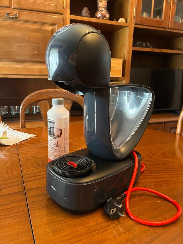 Vendo Máquina de Café Krups Dolce Gusto Infinissima KP173B10 + Descalc