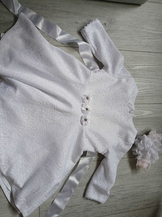 Sukienka z długim rękawem biała na chrzest r.80 i opaska
