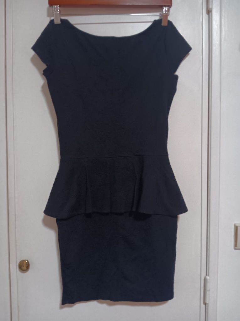 Vestido curto preto