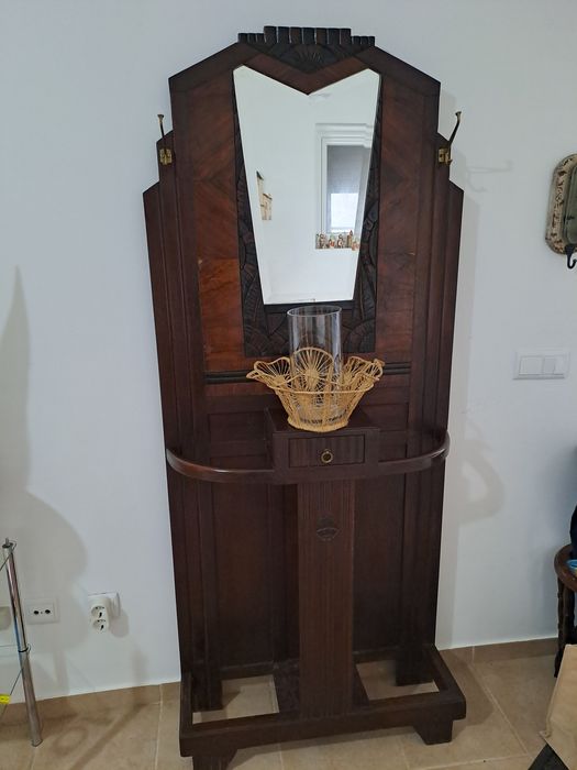 Bengaleiro em madeira antigo