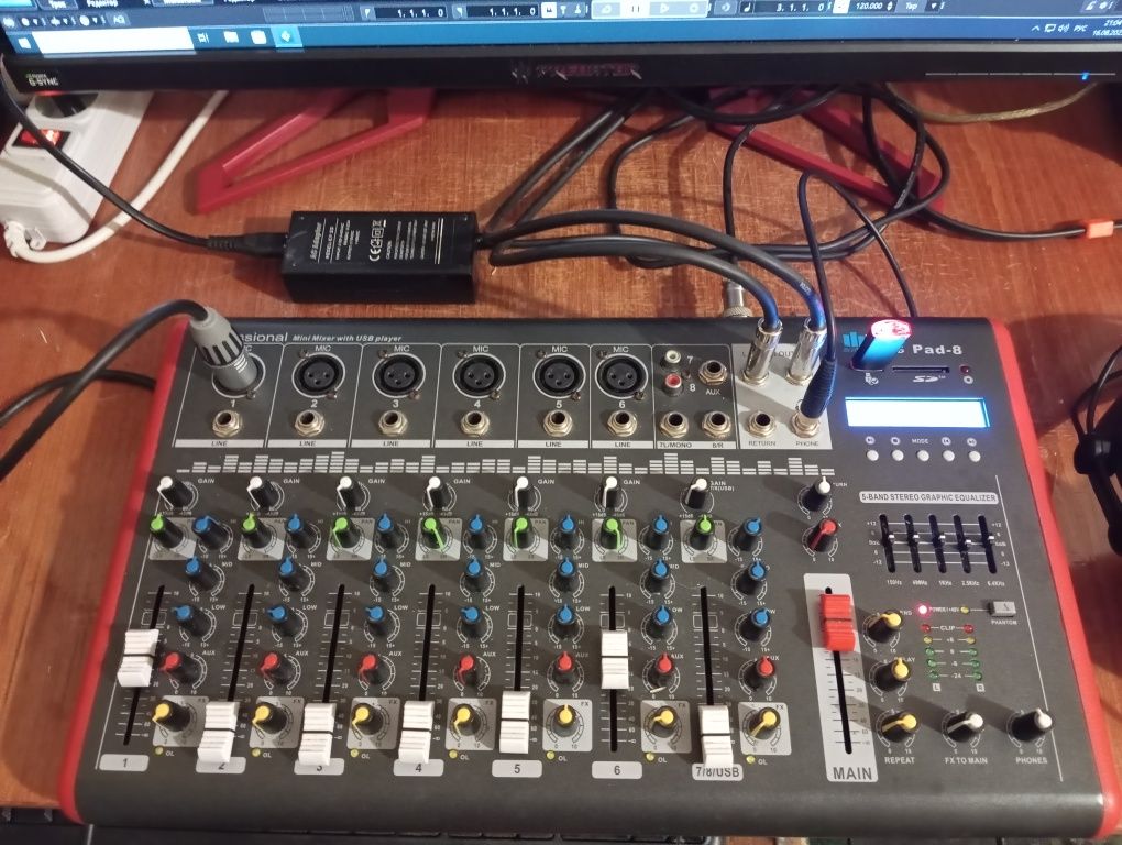 Микшерский пульт SKY SOUND PAD-8