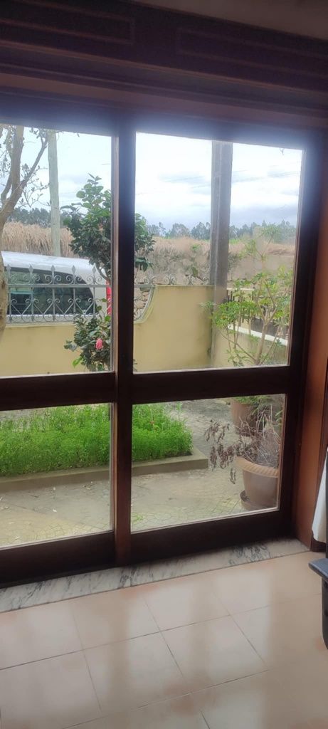 Conjunto de 7 janelas de moradia