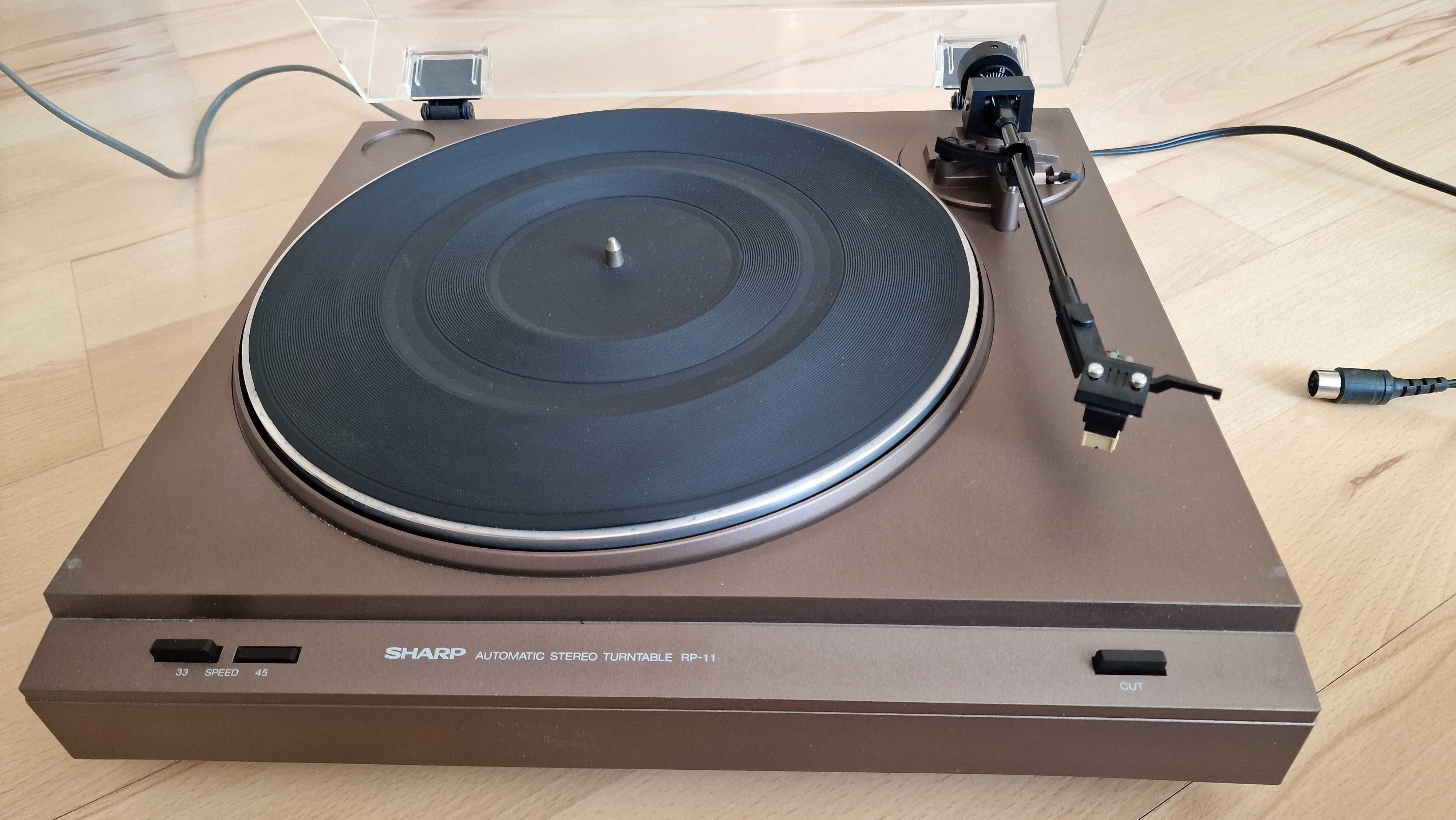 Sharp RP-11 gramofon