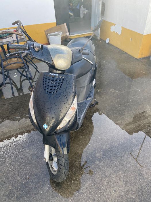 Vende-se mota a rodar na perfeição