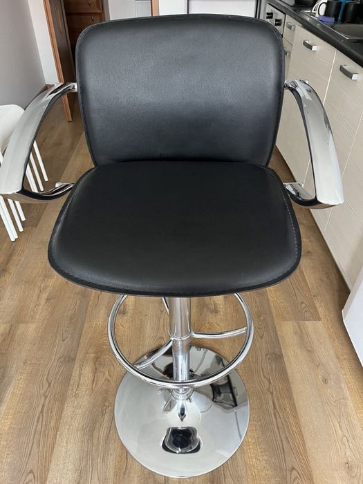 Krzesło kosmetyczne