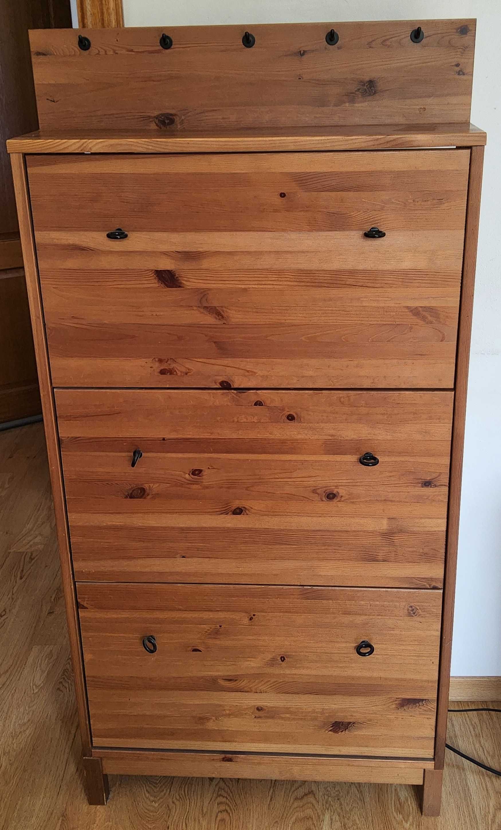 Ikea pojemna szafka na buty lite drewno