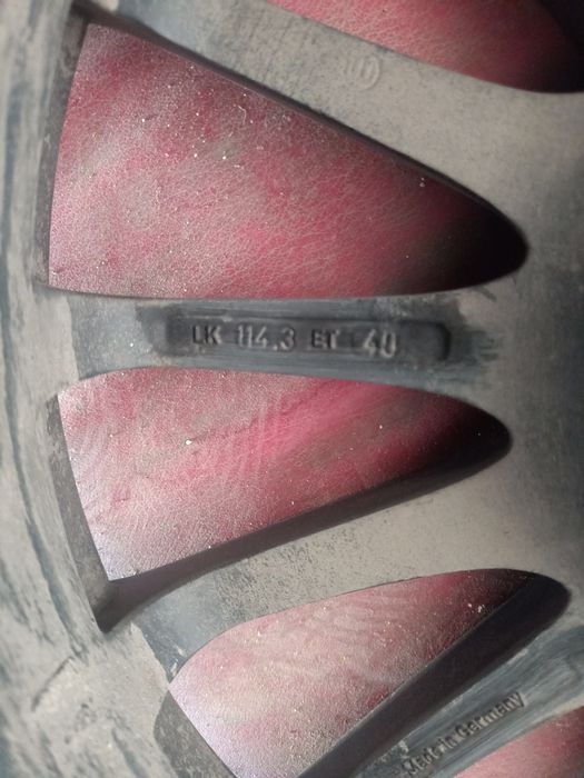 Продам диски ковані R17 с резиной