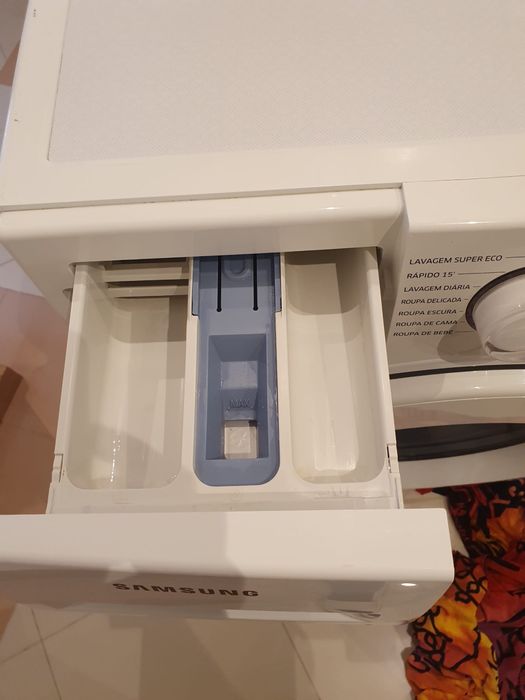 Maquina lavar roupa