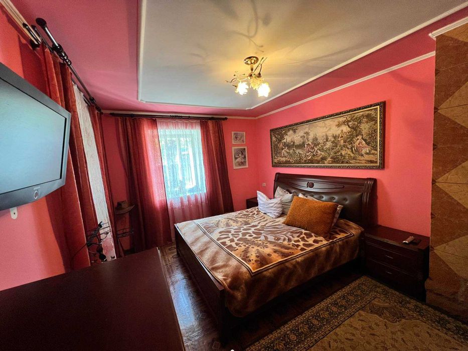 Просторий цегляний будинок, лише 20хв до міста!!