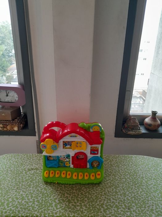 Vendo Quinta Interativa de Brincar para Criança a pilhas como nova