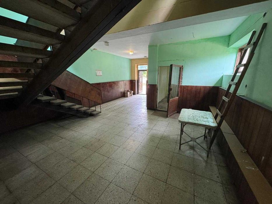 Здається комерційне приміщення в оренду в селі Пнікут