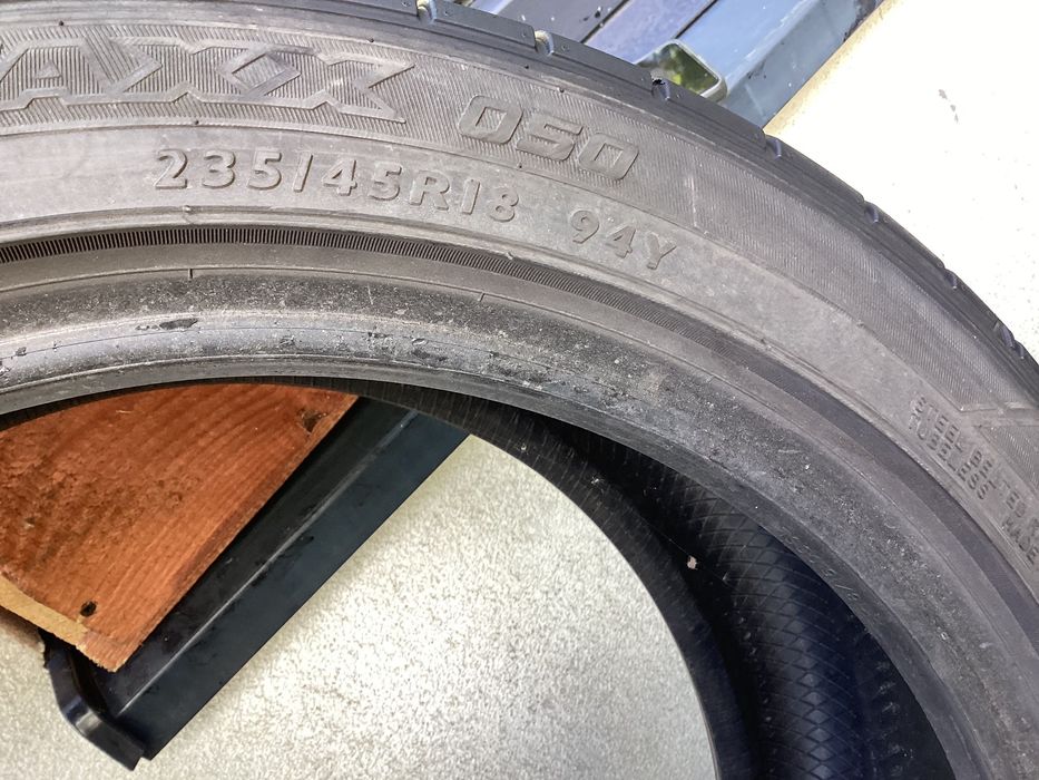 DUNLOP 235/45r18 opony lato letnie 5.6mm 2020r