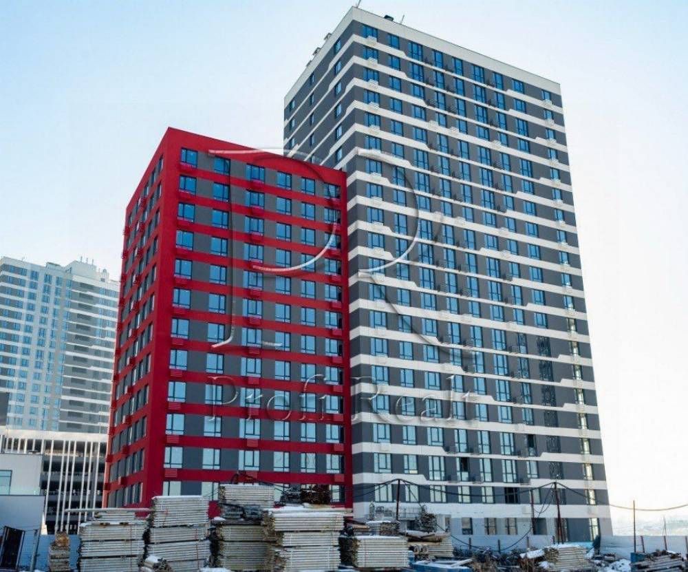 Продаж 2 кімн, з поліпшеним плануванням. Варшавський 3.