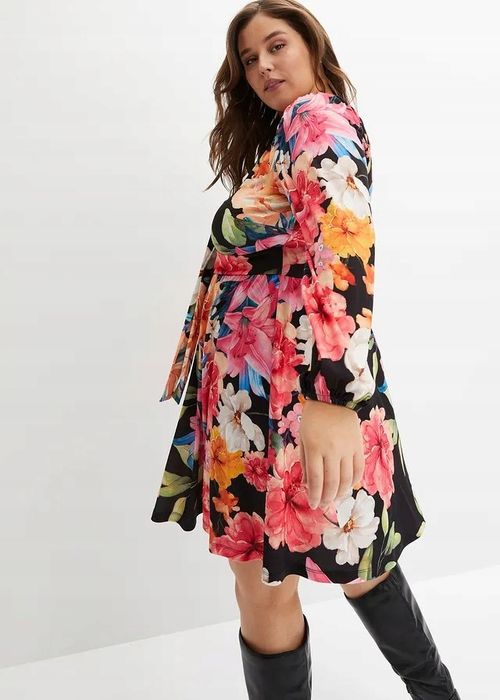 B.P.C sukienka kolorowa w kwiaty 40/42.