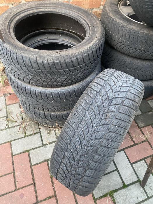 Зимняя резина парная 205/55 R-16 в хорошем состоянии