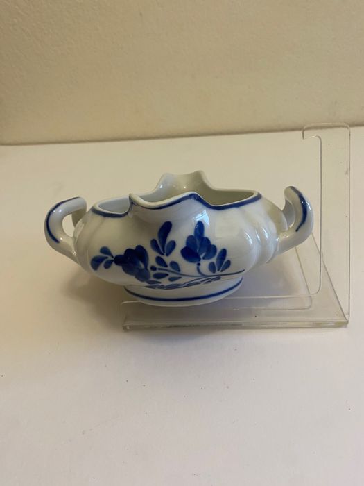 Molheira em louça tradicional de Viana do Castelo pintada a mão